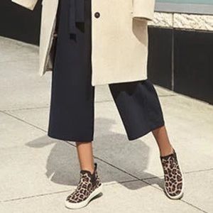 Rothy’s
$145 Chelsea Sneaker Boot 9.5 Leopard